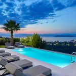 Kefi Luxury *